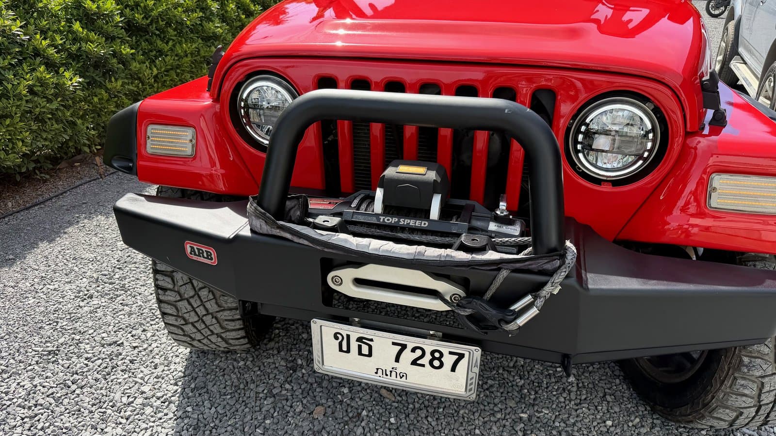 ARB front bumper and winch